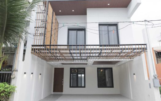 Exquisite4-BedroomHouseandLotforSaleinMervilleParanaque-1.jpg