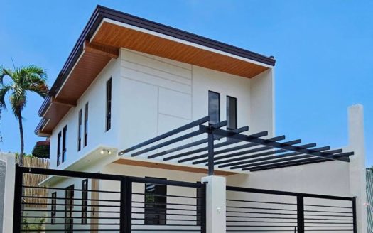 Pristine3-BedroomHouseandLotforSaleinBFHomesLasPinas-1.jpg