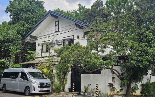 Sunlit3-BedroomhouseandlotForSaleinNorthview2BatasanHillsQuezonCity-1.jpg