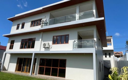 Tranquil5-BedroomHouseandLotforSaleinRoyaleTagaytayEstatesTagaytay-1.jpg
