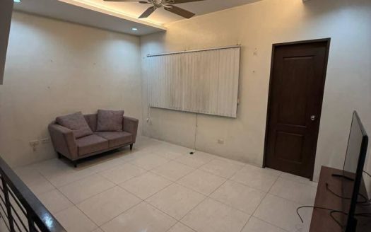 Warm3-BedroomTownhouseforSaleinMandaluyongCity-1.jpg