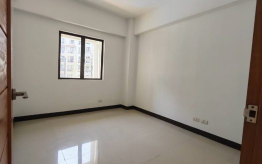Lush3-BedroomCondoUnitforSaleinNewPortCityPasayCity-1.jpg