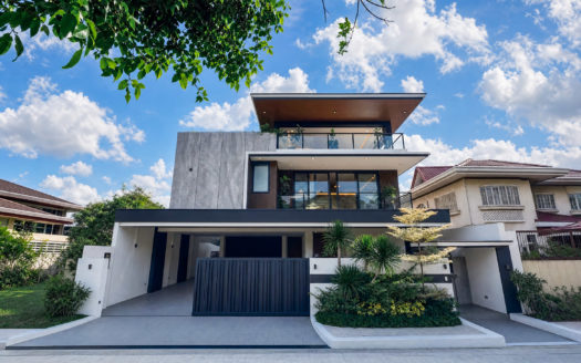 Outstanding5-BedroomHouseandLotforSaleinMiraNilaHomesQuezonCity-1.jpg