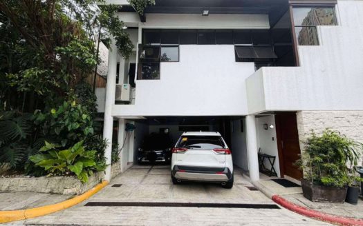 3-BedroomTownhouseforSaleinMariposaQuezonCity-1.jpg