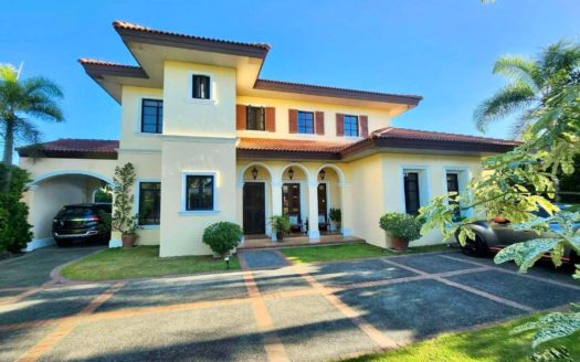 5-BedroomHouseandLotforSaleinSunsetEstateAngelesPampanga-1.jpg