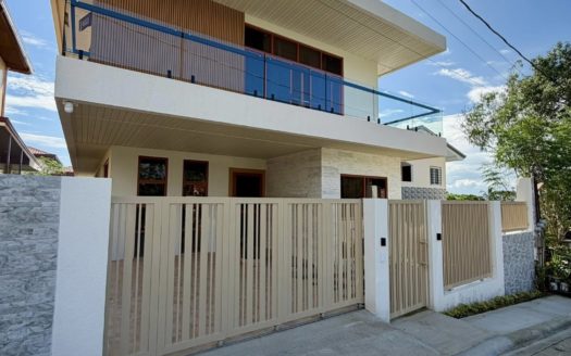 Serene4-BedroomHouseandLotforSaleinTagaytayTropicalGreensTagaytay-1.jpg