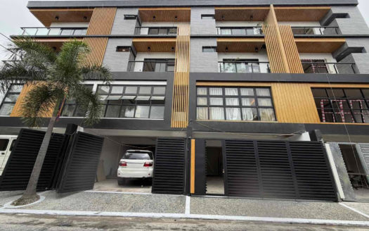 4-BedroomTownhouseforSaleinMandaluyongCity-1.jpg