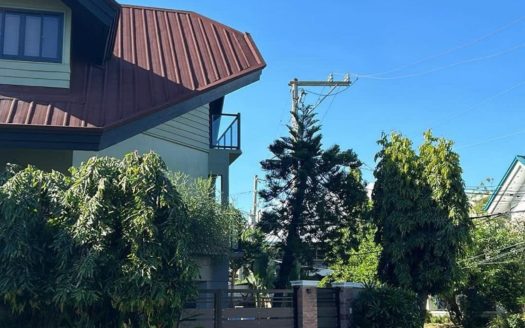 3-BedroomHouseandLotforSaleinAlabangHillsMuntinlupa-1.jpg